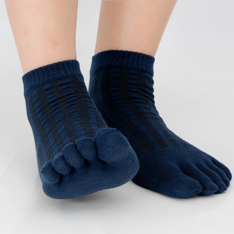 24SHOPZ Men Women Breathable Wicking Short Ankle Sock Outdoor Sports Deodorant Five-Finger Socks