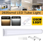 1 LED-Röhrenleuchte mit 120 cm Länge zur Oberflächenmontage