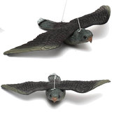 ديكور طائر صناعي يطير بالحديقة لمكافحة الآفات في المزرعة