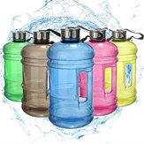 غلاية ماء بسعة 2.2 لتر آمنة وصديقة للبيئة وخالية من مادة BPA للرياضة والتدريب.