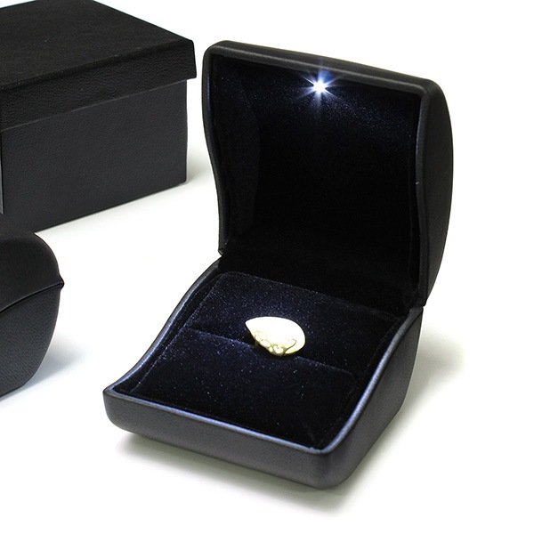 Luxury Black PU Leather LED Lighted Ring Box Jewelry Wedding Gift Case
