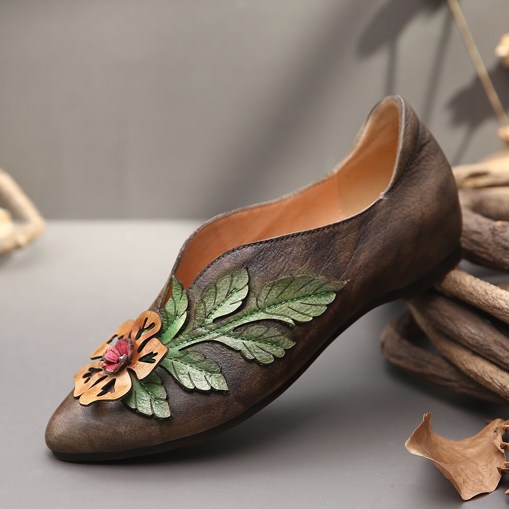 46% OFF on SOCOFY Retro Rainforest Splicing Floral Leaves Elegant Leather Comfy Flat Shoes