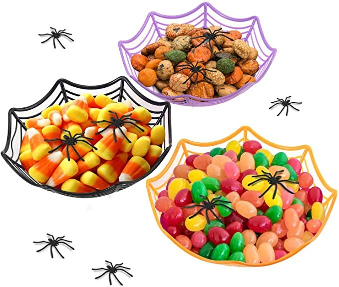Halloween Candy Basket Bowls Spider Web Plastic Bowls for Kids Trick or Treat Candy Halloween Basket