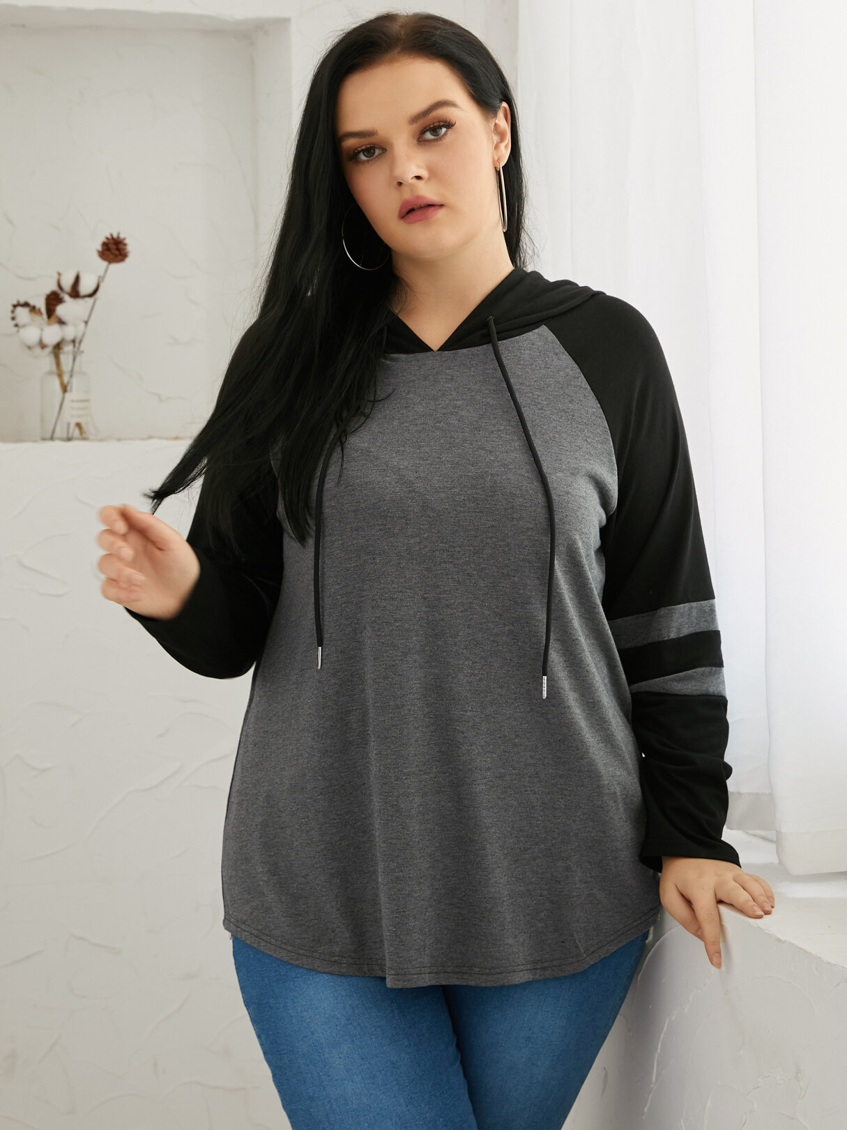 

Plus Size Striped Color Block Drawstring Patchwork Hoodie