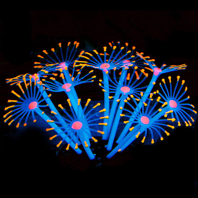 Silicone Glowing Artificial Fish Tank Aquarium Coral Plants Ornament Underwater Pets Decor
