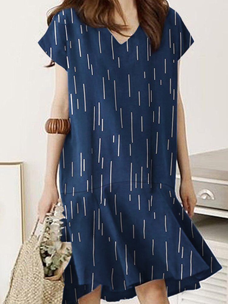 Midi-jurk met gestreepte print en ruches met V-hals en korte mouwen