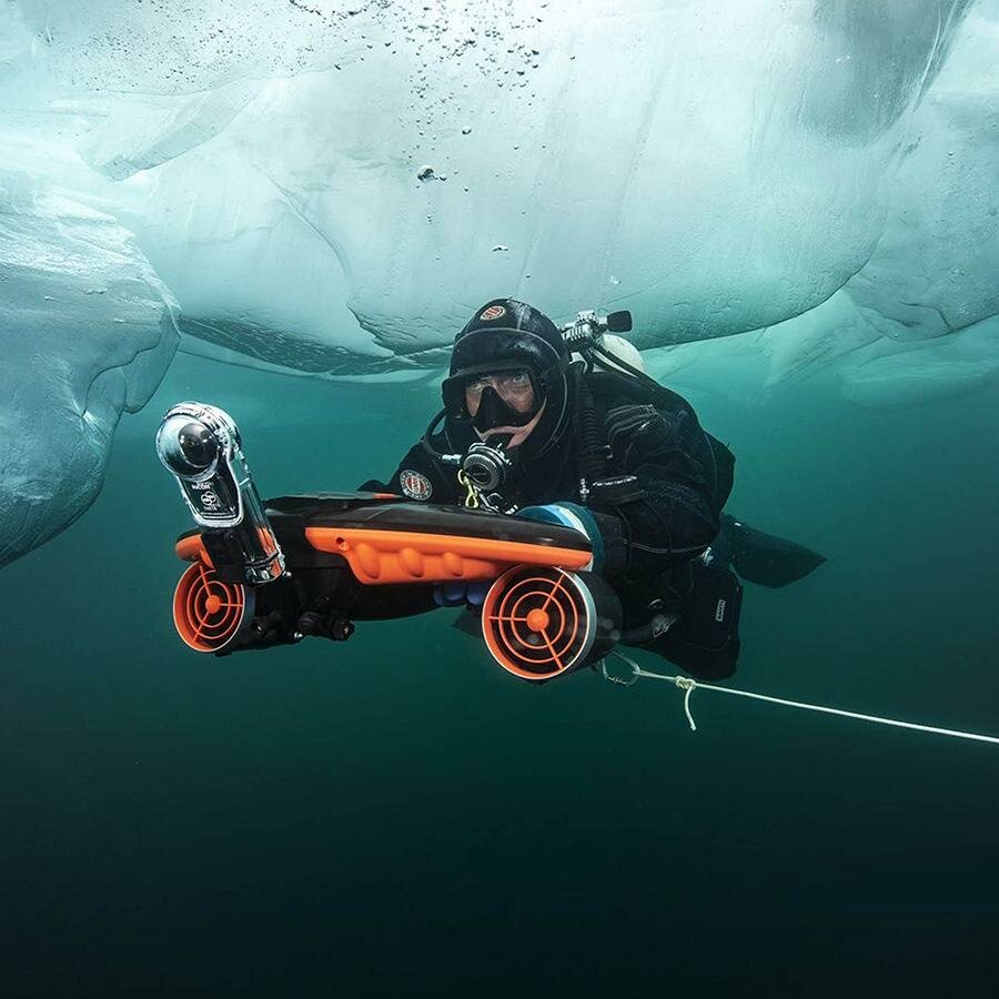 Sublue Navbow Seabow スマート水中スクーター ドローン アクションカメラマウント付き OLED ディスプレイ 防水 40m ウォータースポーツ 水泳 ダイビング シュノーケリング スラスター