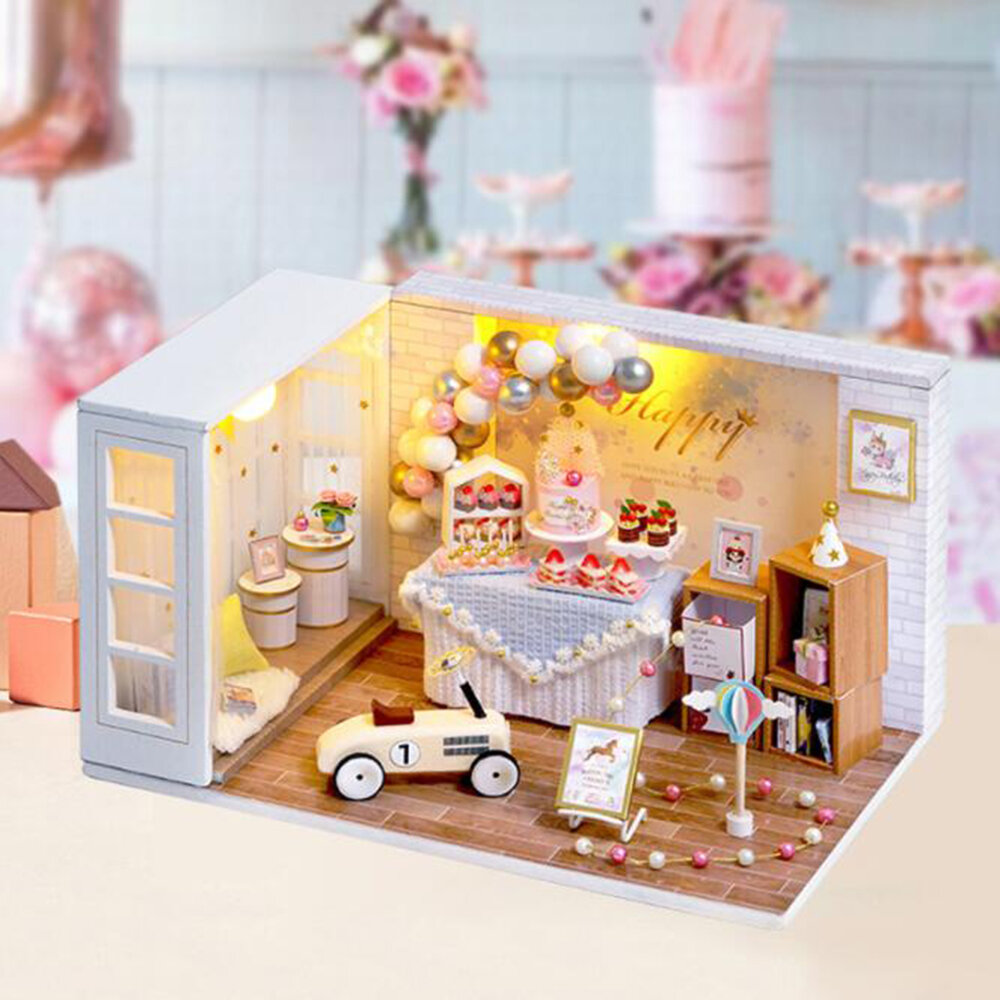 

CUTE ROOM Camp Party Theme DIY Assembled Cute Doll House With Cover & Light
