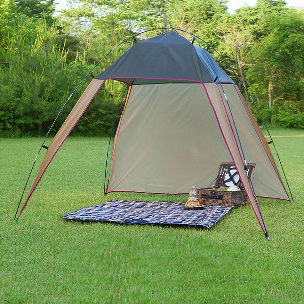 Lekki namiot na zewnątrz, parawan przeciwwietrzny i duży cień na kemping, piknik i plażę.