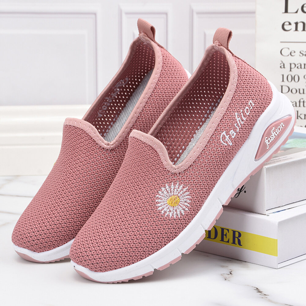 

Women Daisy Decor Mesh Comfy Breathable Casual Slip On Sneakers
