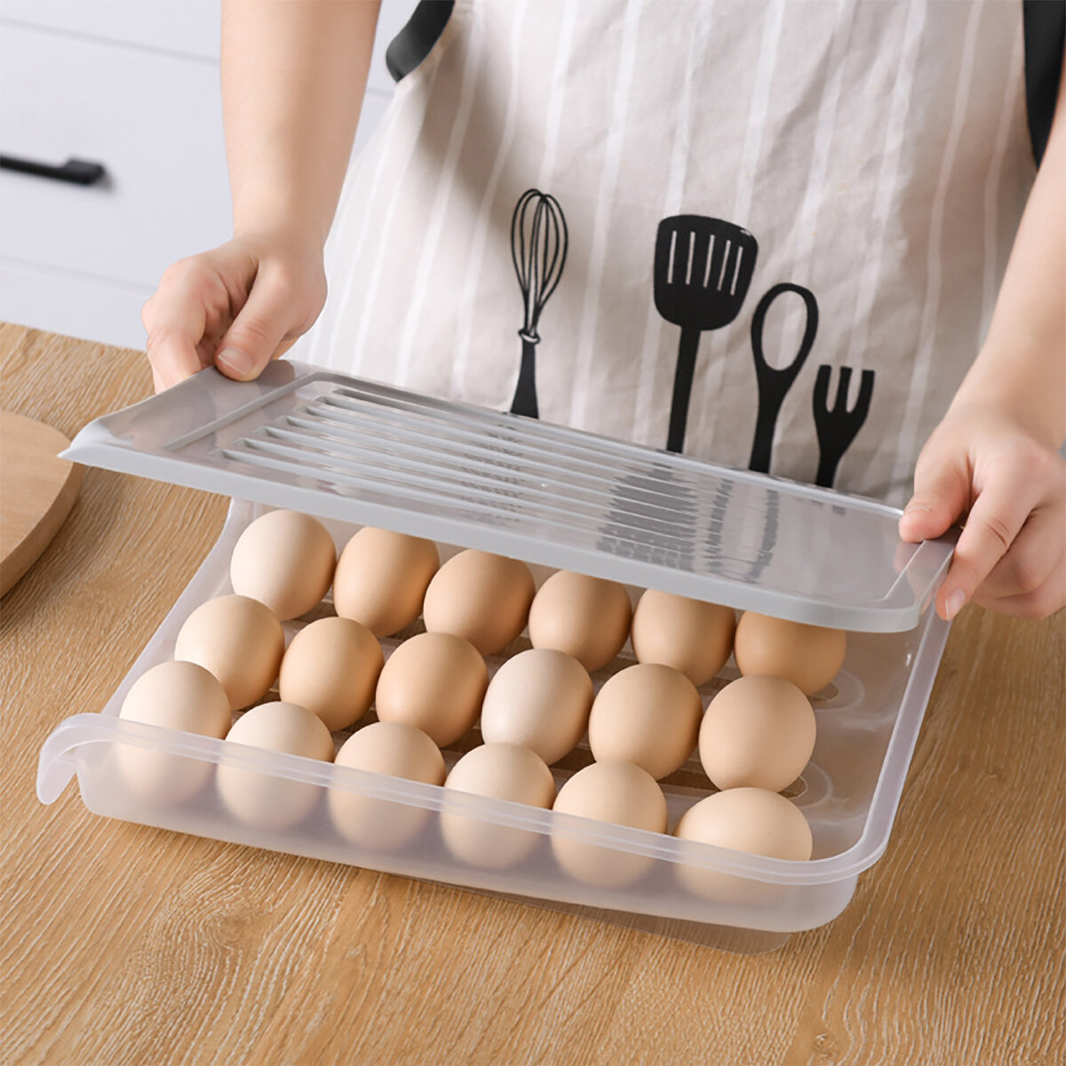 تخزين بيض المطبخ المكدس والمحمول بسعة 18 بيضة ، مع شبكة ، مضاد للغبار ومناسب للتجميد