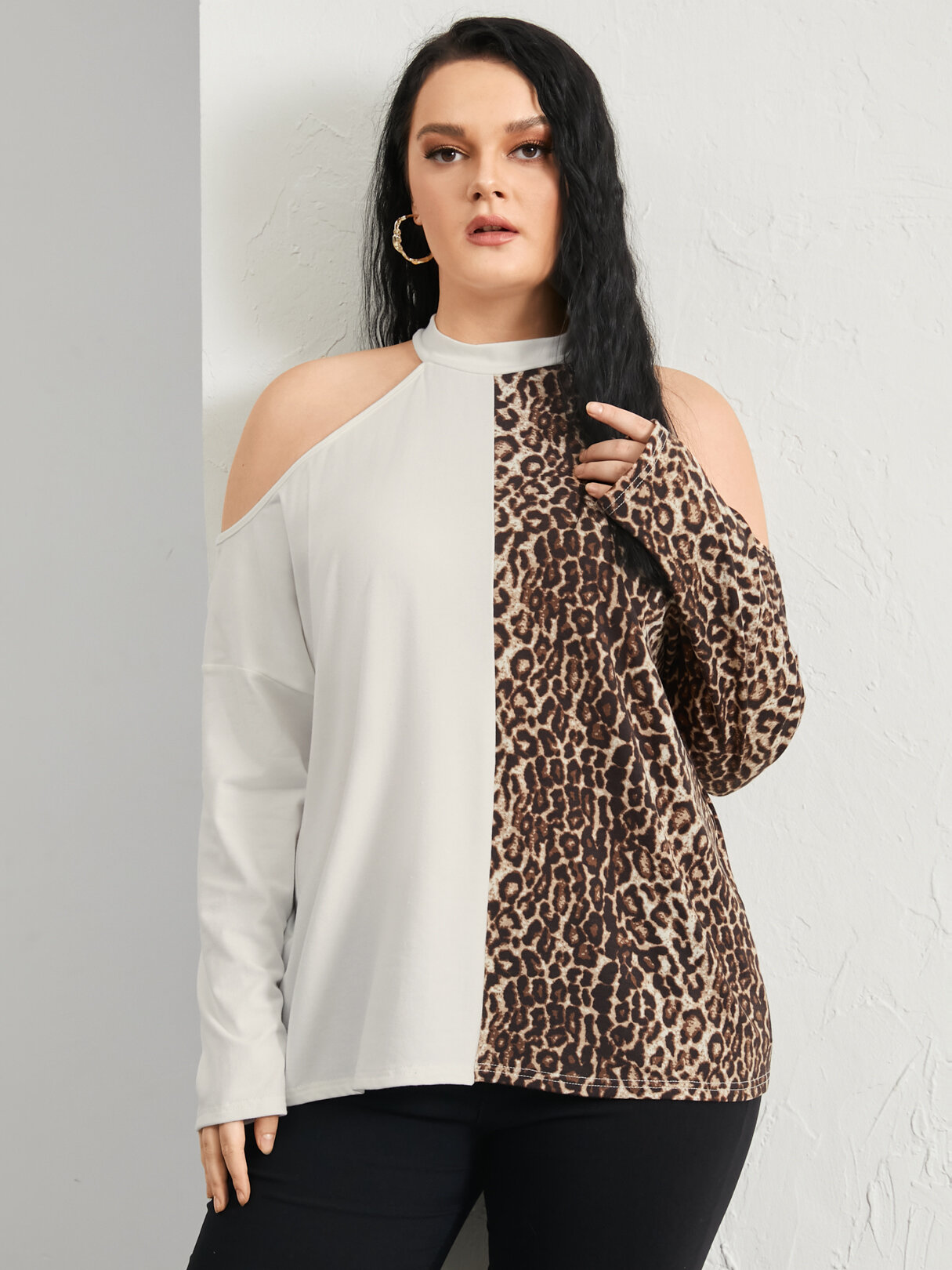 YOINS Plus Size Halter Leopard Cut Out Patchwork Long Sleeves Tee