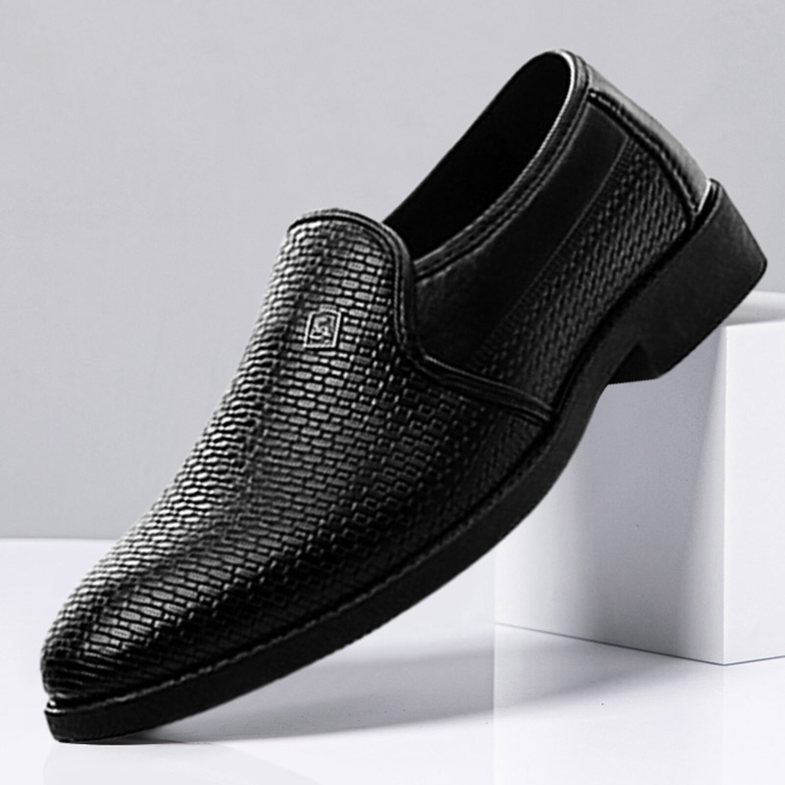Men Black Pointed Toe Slip On Formal Dress Shoes