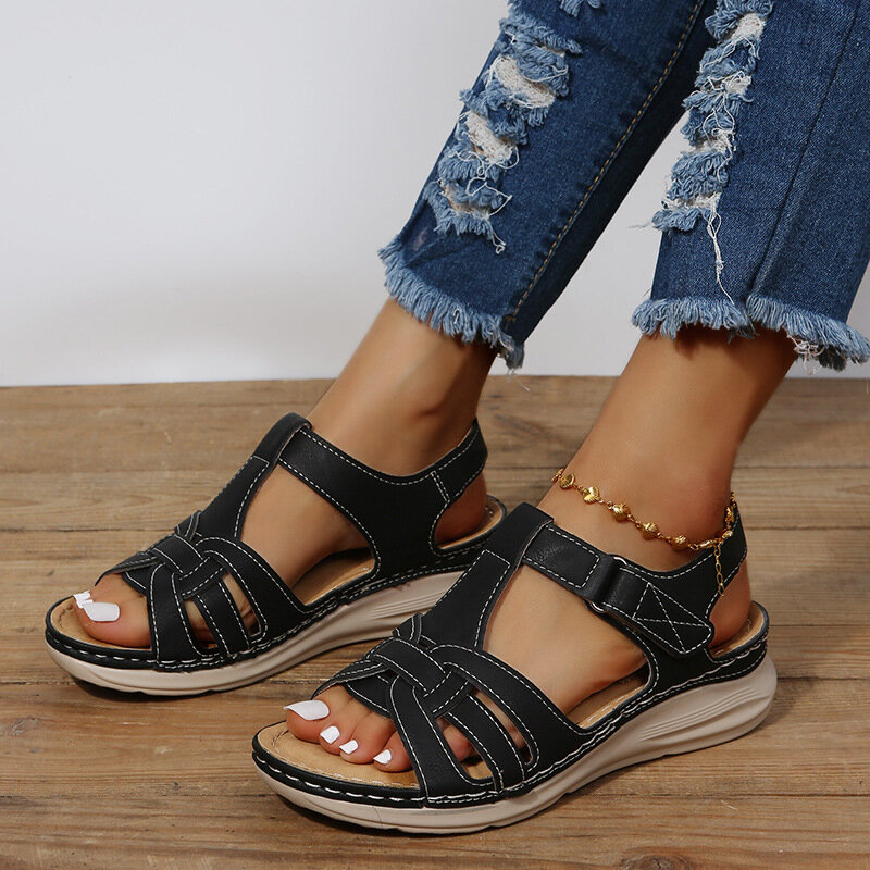 Women's Summer Comfort Round Toe Hand Sewn Plus Size Platform Sandals