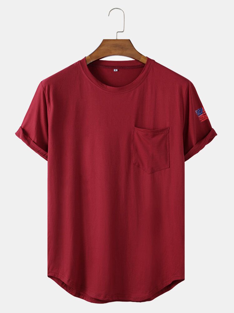 Heren T-shirt met ronde zoom in effen kleur met Amerikaanse vlag, mouw en zak