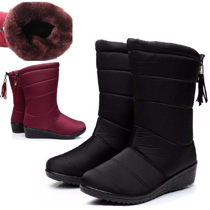 Botas de neve impermeáveis para mulher para uso externo no inverno, antiderrapantes, quentes e espessas com pelagem.