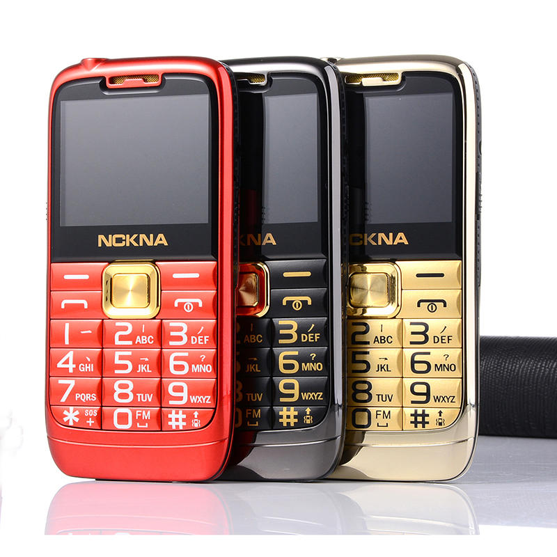 

NCKNA E71 2,4-дюймовый 5900mAh Bluetooth FM-факел Dual SIM Dual Standby Metal Body Тонкий Feature Phone