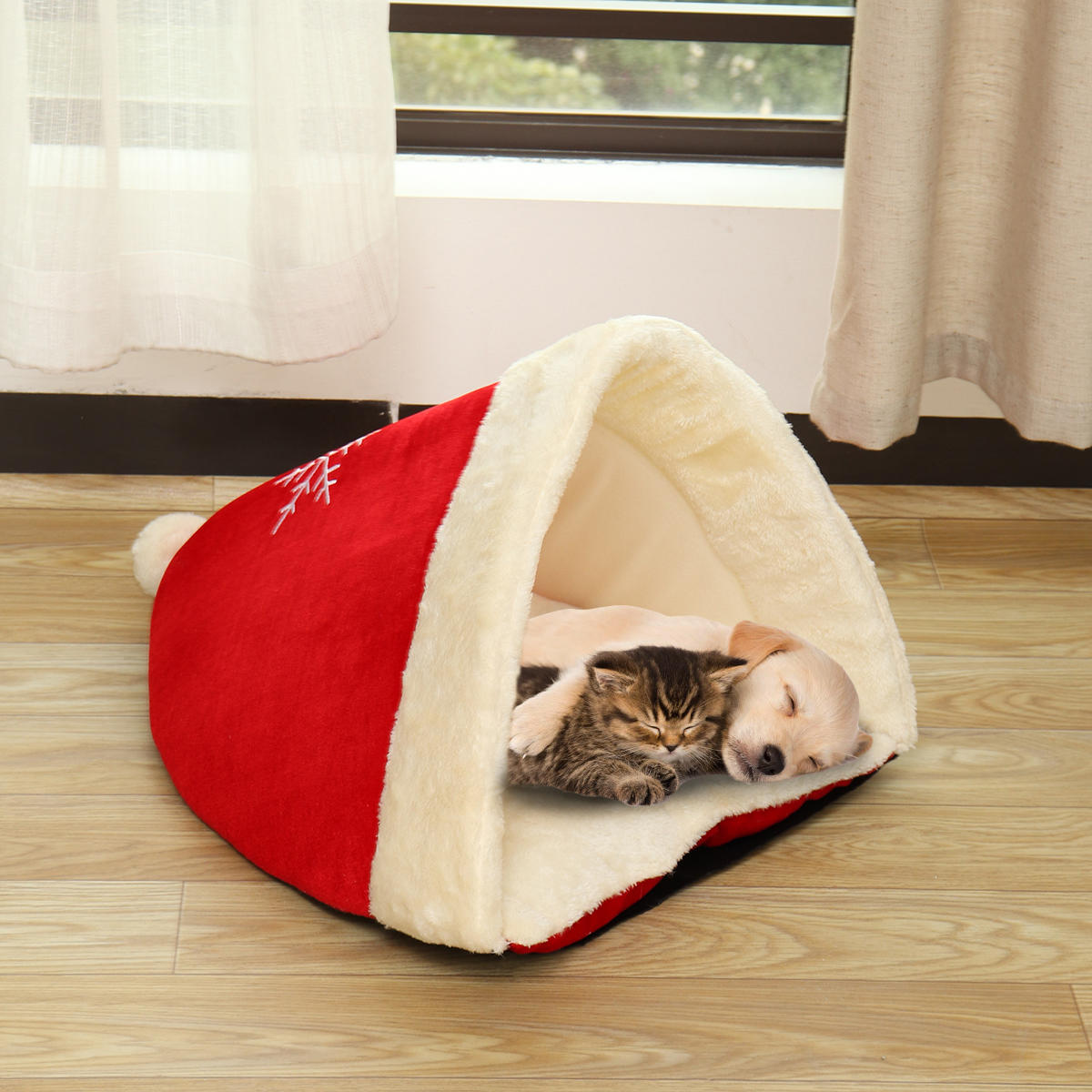 クリスマス帽子ペットの巣のベッドSoftペット猫犬の暖かい洞窟の家寝袋