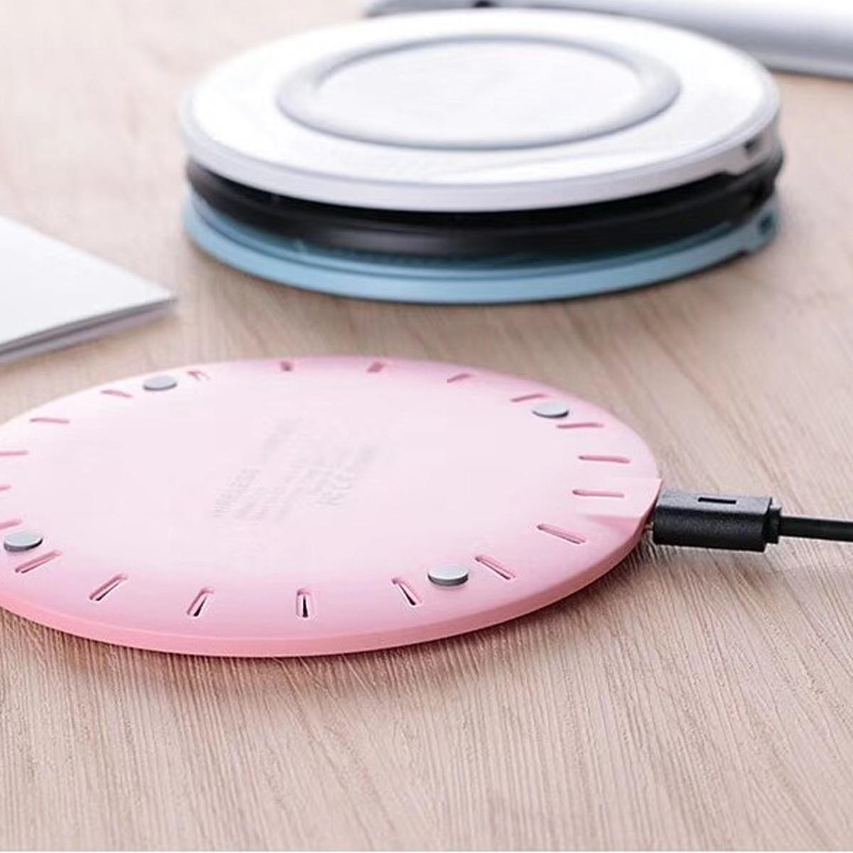 Bakeey 15W Fast Charge Wireless Charger for iPhone for Samsung Huawei