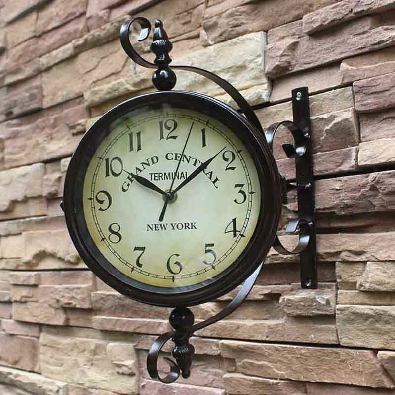 2 Styles Vintage Retro Indoor Outdoor Wall Hanging Clock for Home Decoration